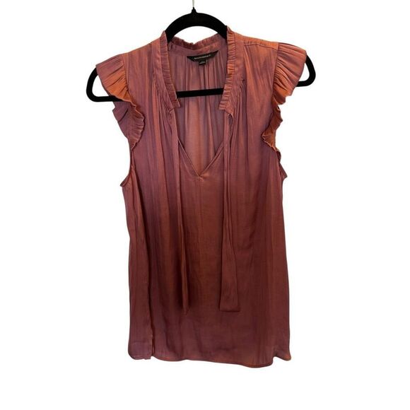 Banana Republic Tops - Banana Republic pink short sleeve blouse size medium